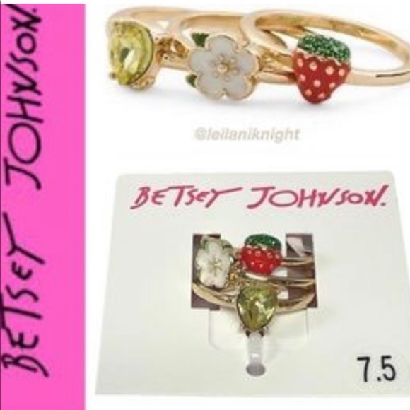 Betsey Johnson forbidden fruit ring trio - Picture 3 of 6